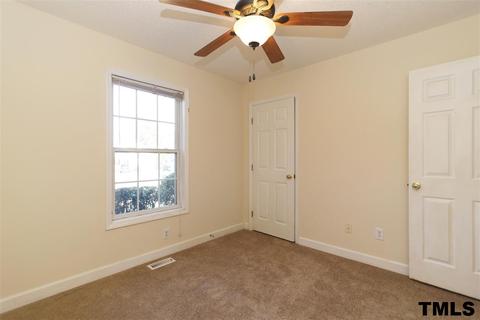 913 Calumet Dr, Durham, NC 27704 photo 19