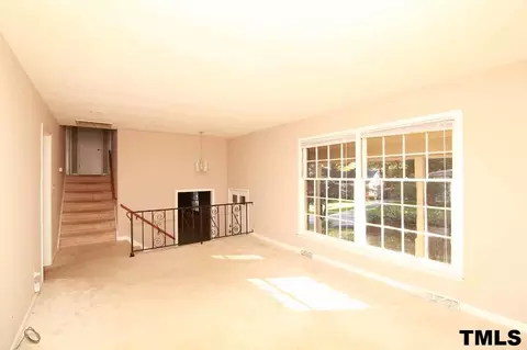 411 E Rowan St, Raleigh, NC 27609 photo 3