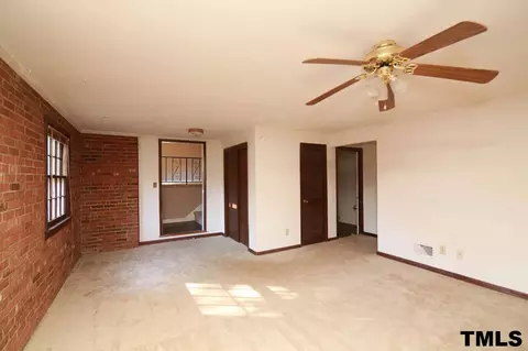 411 E Rowan St, Raleigh, NC 27609 photo 14