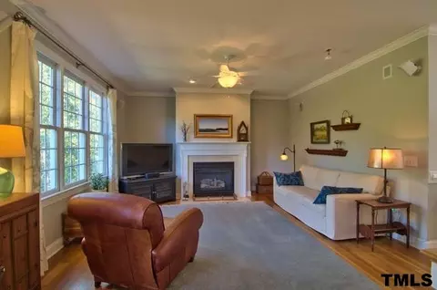 2710 Ashland Dr, Durham, NC 27705 photo 8