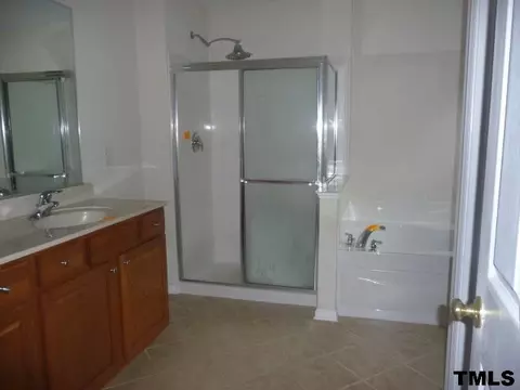 101 Brook Chase Ln, Durham, NC 27705 photo 11