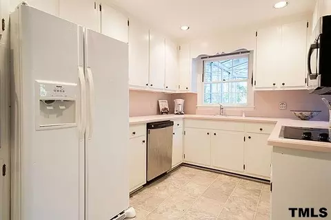 3932 Nottaway Rd, Durham, NC 27707 photo 8
