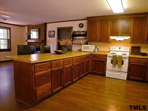 4305 Pickwick Dr, Raleigh, NC 27613 photo 10
