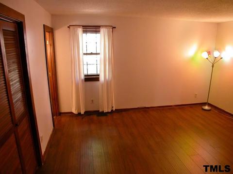 4305 Pickwick Dr, Raleigh, NC 27613 photo 17