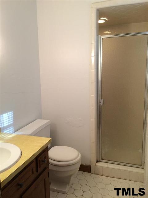 4305 Pickwick Dr, Raleigh, NC 27613 photo 18