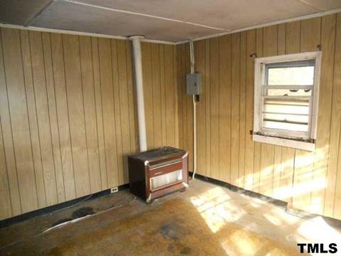 3232 Dearborn Dr, Durham, NC 27704 photo 5