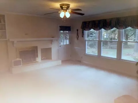 212 W Stevens St, Smithfield, NC 27577 photo 5