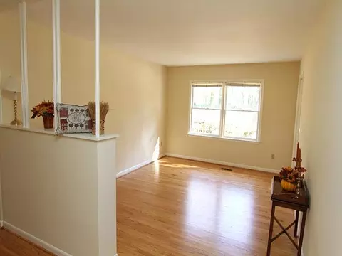 4301 Malvern Rd, Durham, NC 27707 photo 3