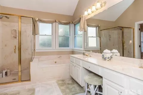 216 Firetree Ln, Cary, NC 27513 photo 15