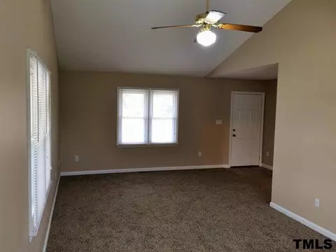257 Marshall Ln, Smithfield, NC 27577 photo 4