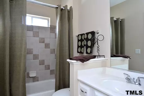 2126 Crigan Bluff Dr, Cary, NC 27513 photo 17