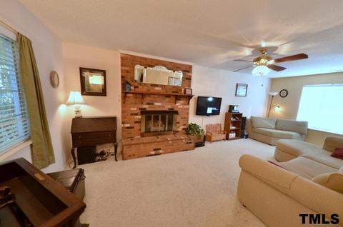 1500 Cotherstone Dr, Durham, NC 27712 photo 5