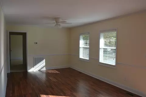 810 Lorain Ave, Durham, NC 27704 photo 5