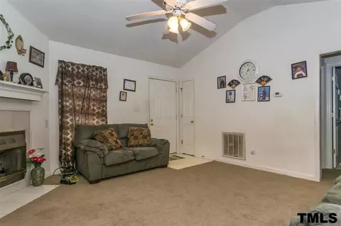310 Old Roberts Rd, Benson, NC 27504 photo 9