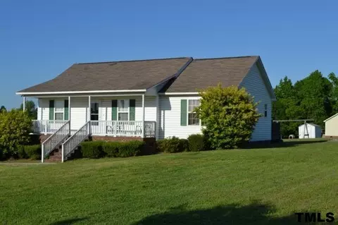 310 Old Roberts Rd, Benson, NC 27504 photo 1