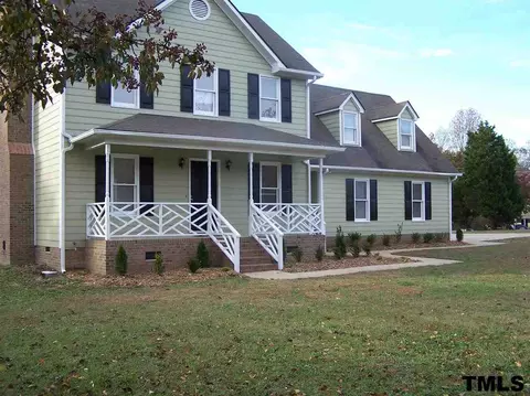 17 Sanders Rd, Benson, NC 27504 photo 1
