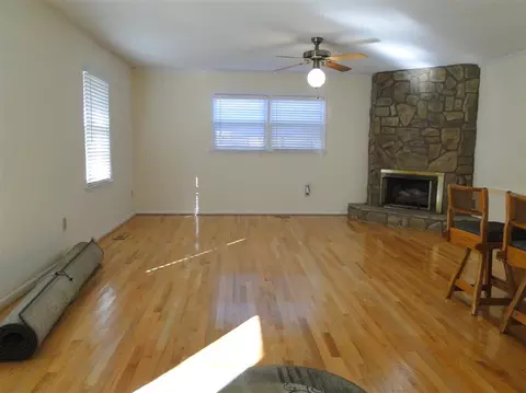 5602 Birch Dr, Durham, NC 27712 photo 10