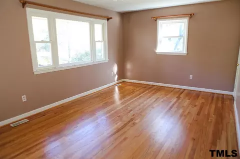 1200 Meadowbrook Dr, Garner, NC 27529 photo 2