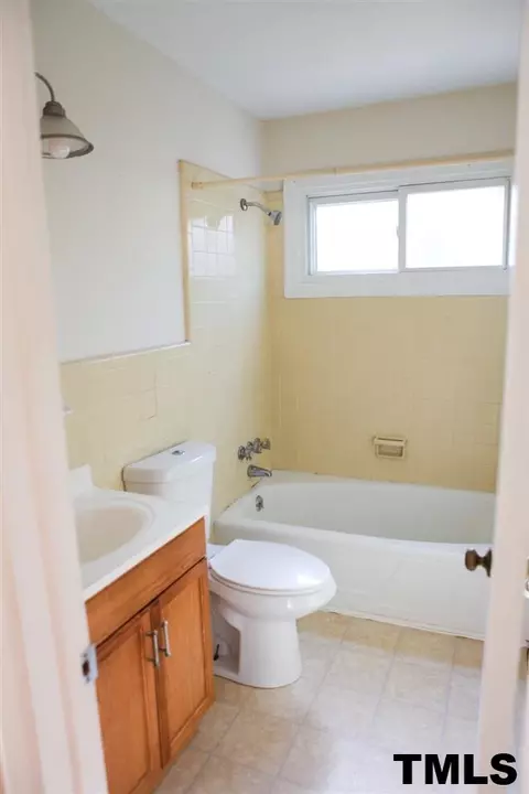 1200 Meadowbrook Dr, Garner, NC 27529 photo 17