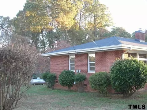 903 Lakeside Dr, Garner, NC 27529 photo 2