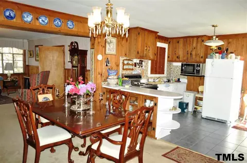 3121 Cheek Rd, Durham, NC 27704 photo 4