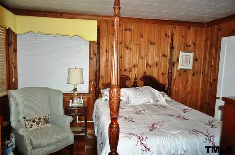 3121 Cheek Rd, Durham, NC 27704 photo 9