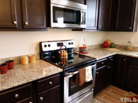 42 Quebec Dr, Selma, NC 27576 photo 7