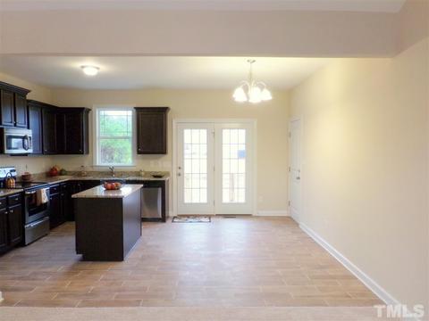 42 Quebec Dr, Selma, NC 27576 photo 3