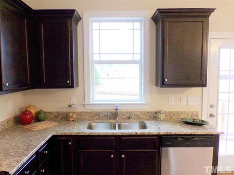 42 Quebec Dr, Selma, NC 27576 photo 6