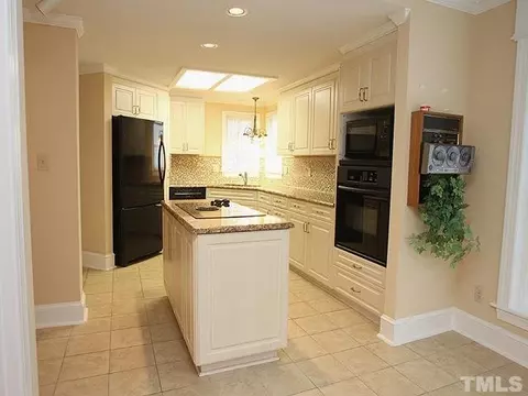 209 Wind Ln, Cary, NC 27518 photo 8