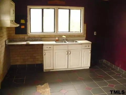 639 E Pne, Wake Forest, NC 27587 photo 3