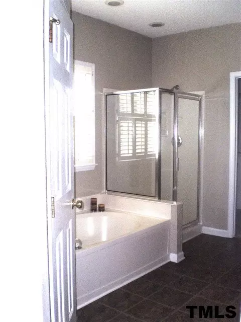 102 Maldon Dr, Cary, NC 27513 photo 11