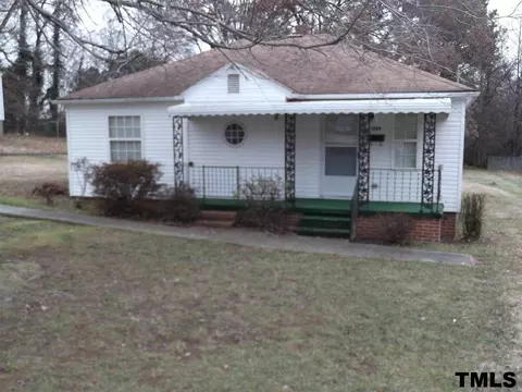 1260 Pointer St, Roxboro, NC 27573 photo 2