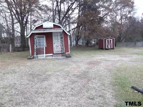 1260 Pointer St, Roxboro, NC 27573 photo 13