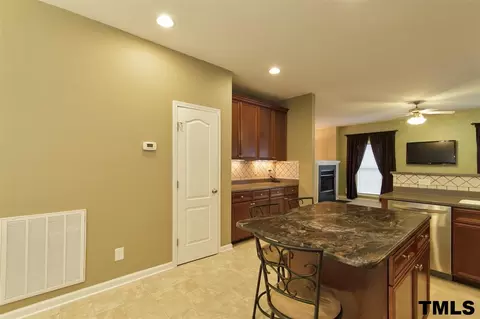 2015 Sinclair Trce, Burlington, NC 27215 photo 8
