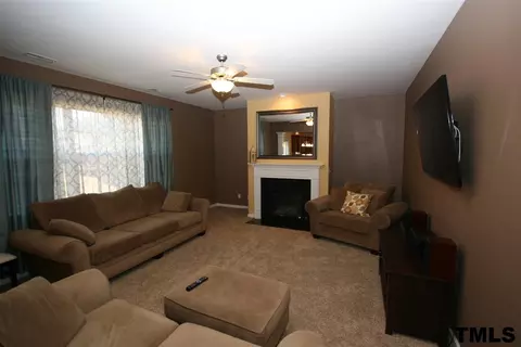 2416 Everstone Rd, Wake Forest, NC 27587 photo 2