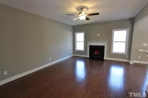 20 Junewood Ln, Youngsville, NC 27596 photo 2