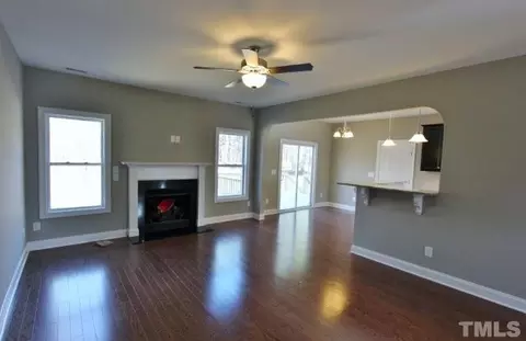 20 Junewood Ln, Youngsville, NC 27596 photo 3