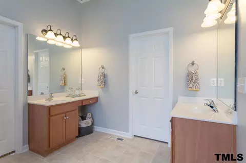 704 Cheselden Dr, Durham, NC 27713 photo 15