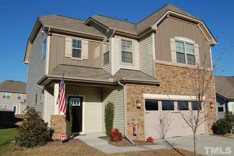 813 Ember Dr, Durham, NC 27703 photo 2