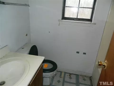 1309 Deer Run, Durham, NC 27704 photo 4