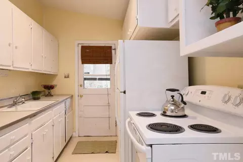 1605 Greenleaf St, Durham, NC 27701 photo 13