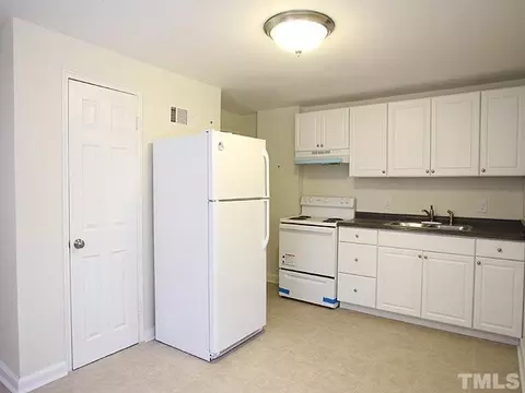 221 Colleton Rd, Raleigh, NC 27610 photo 3