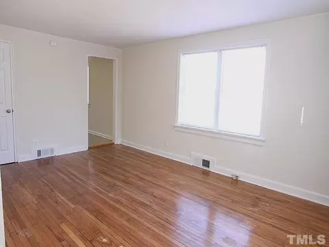 221 Colleton Rd, Raleigh, NC 27610 photo 2