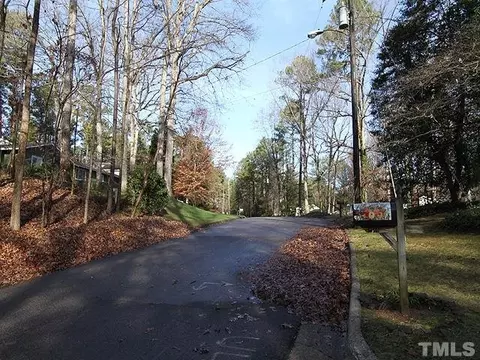 4500 Connell Dr, Raleigh, NC 27612 photo 4