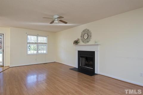 7 Round Spring Ln, Durham, NC 27712 photo 7