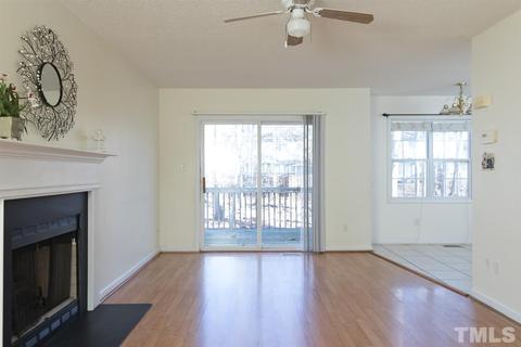7 Round Spring Ln, Durham, NC 27712 photo 6
