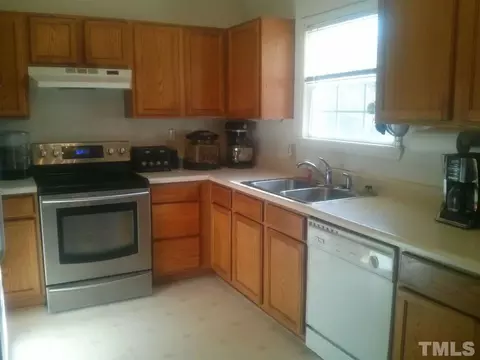 2221 Charles St, Durham, NC 27707 photo 4
