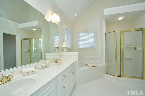 103 Serence Ct, Cary, NC 27518 photo 13