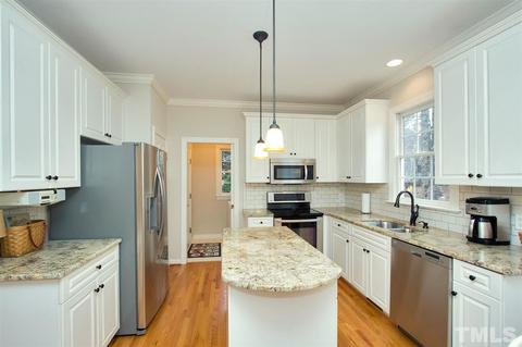 103 Serence Ct, Cary, NC 27518 photo 4